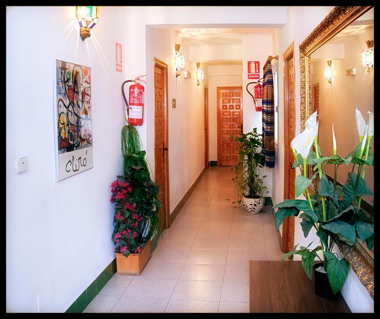 Hostal Estacion Almería Exterior photo