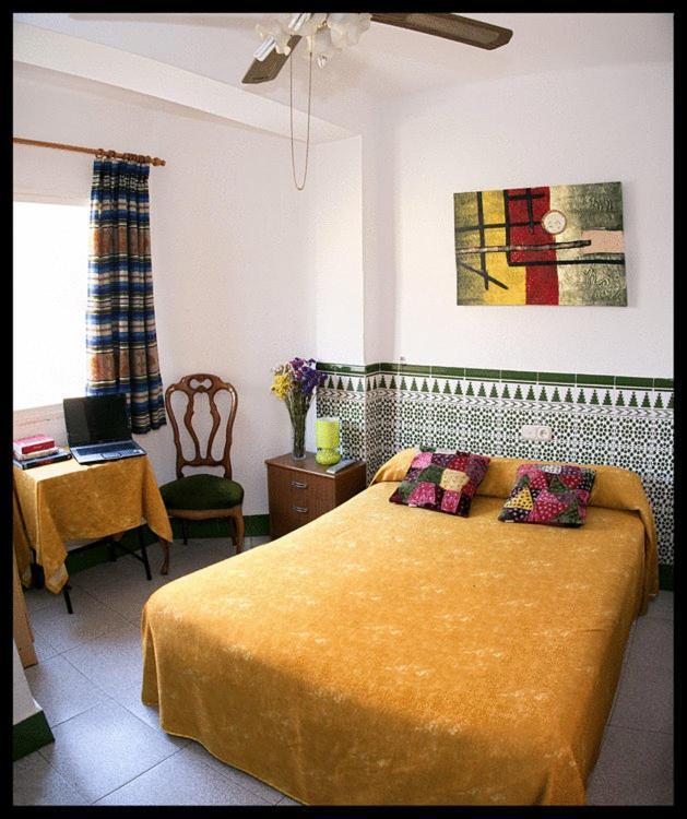 Hostal Estacion Almería Exterior photo