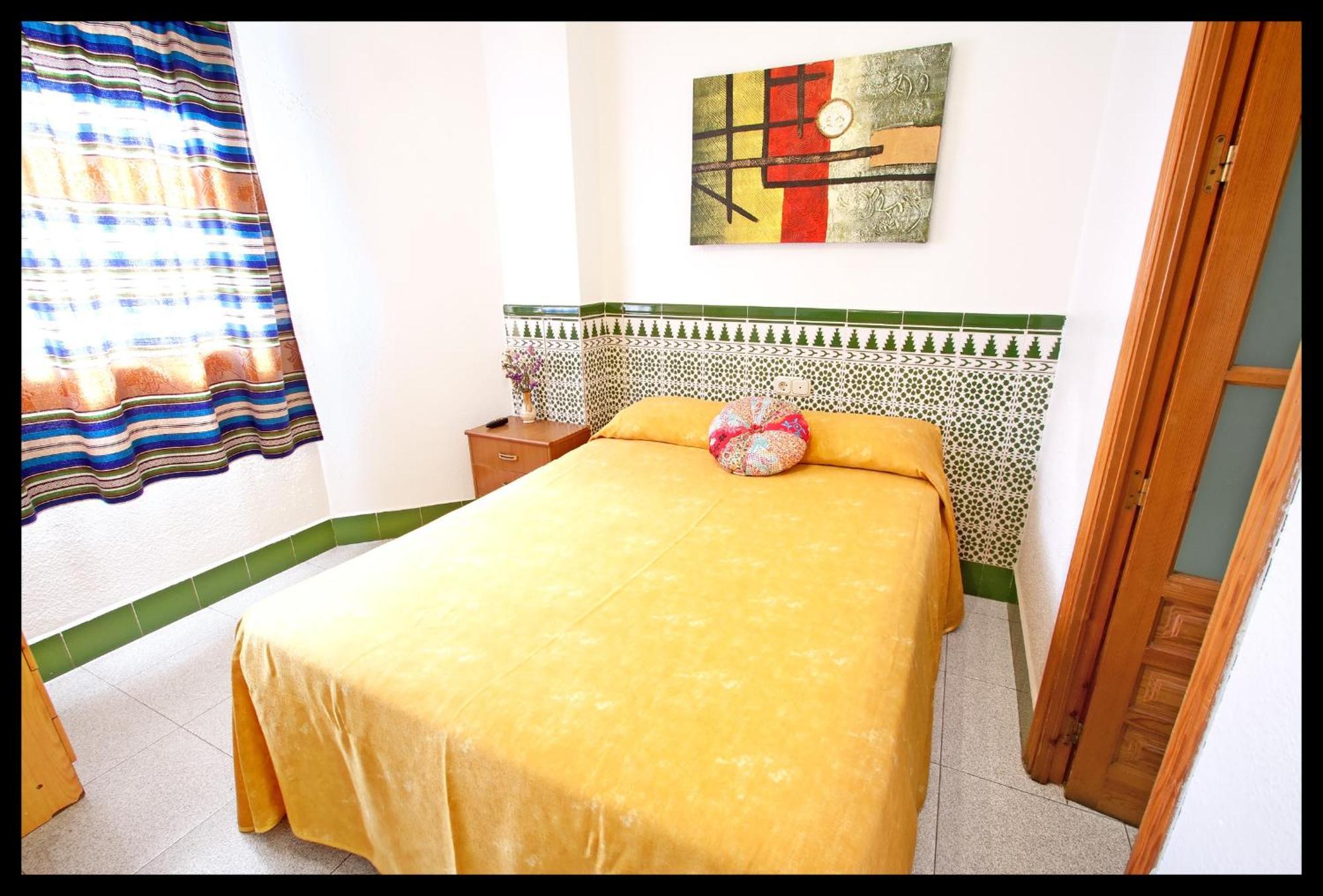 Hostal Estacion Almería Exterior photo