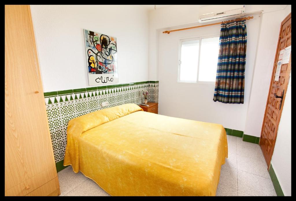 Hostal Estacion Almería Exterior photo